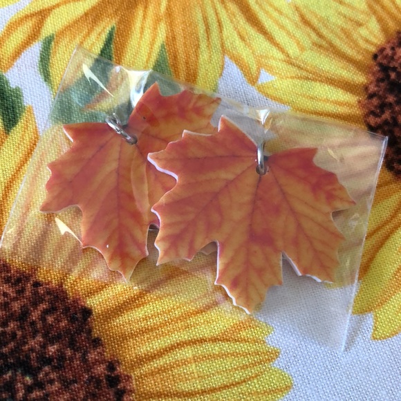 New Orange Maple Leaf Acrylic Hang Earrings - Picture 10 of 13